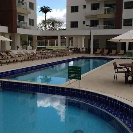 Apartamento No Condominio Casa Da Madeira Em Caldas Novas-Go ภายนอก รูปภาพ