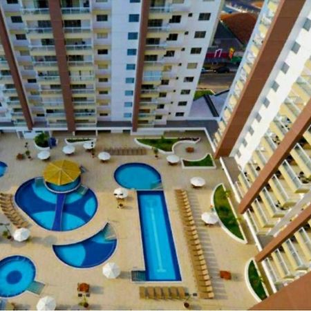 Apartamento No Condominio Casa Da Madeira Em Caldas Novas-Go ภายนอก รูปภาพ