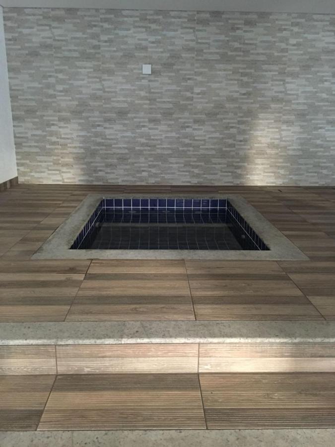 Apartamento No Condominio Casa Da Madeira Em Caldas Novas-Go ภายนอก รูปภาพ