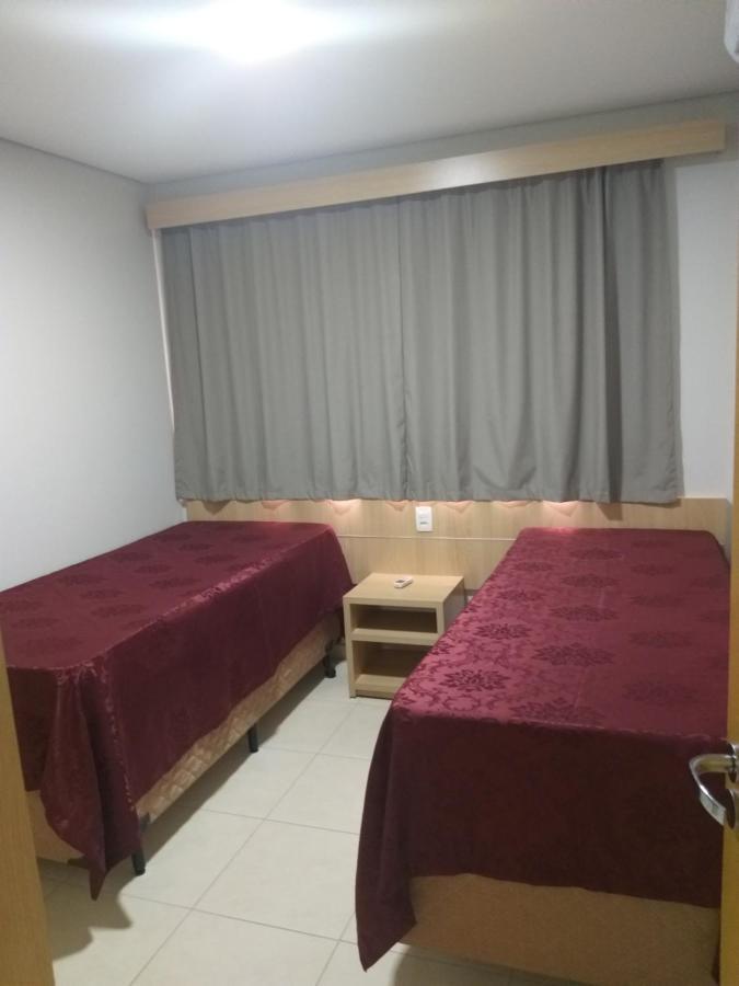Apartamento No Condominio Casa Da Madeira Em Caldas Novas-Go ภายนอก รูปภาพ